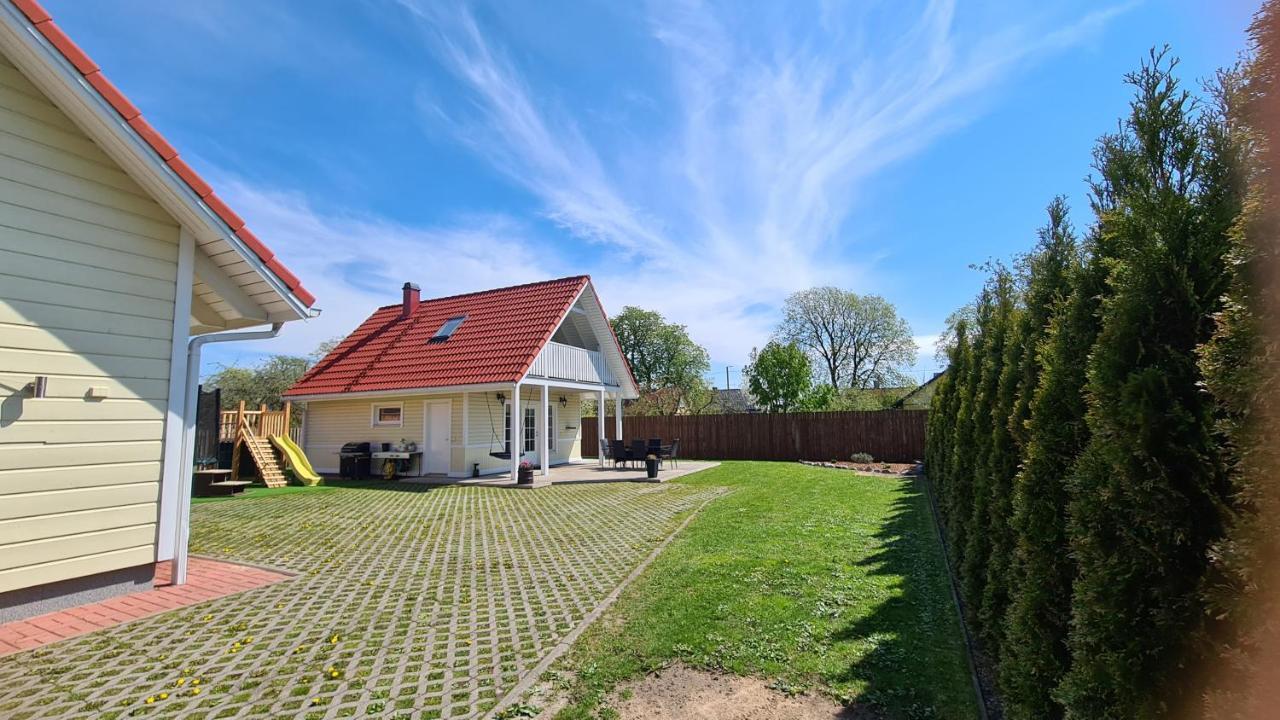 Kasekese Holiday Home With Sauna And Garden Kuressaare Exterior photo